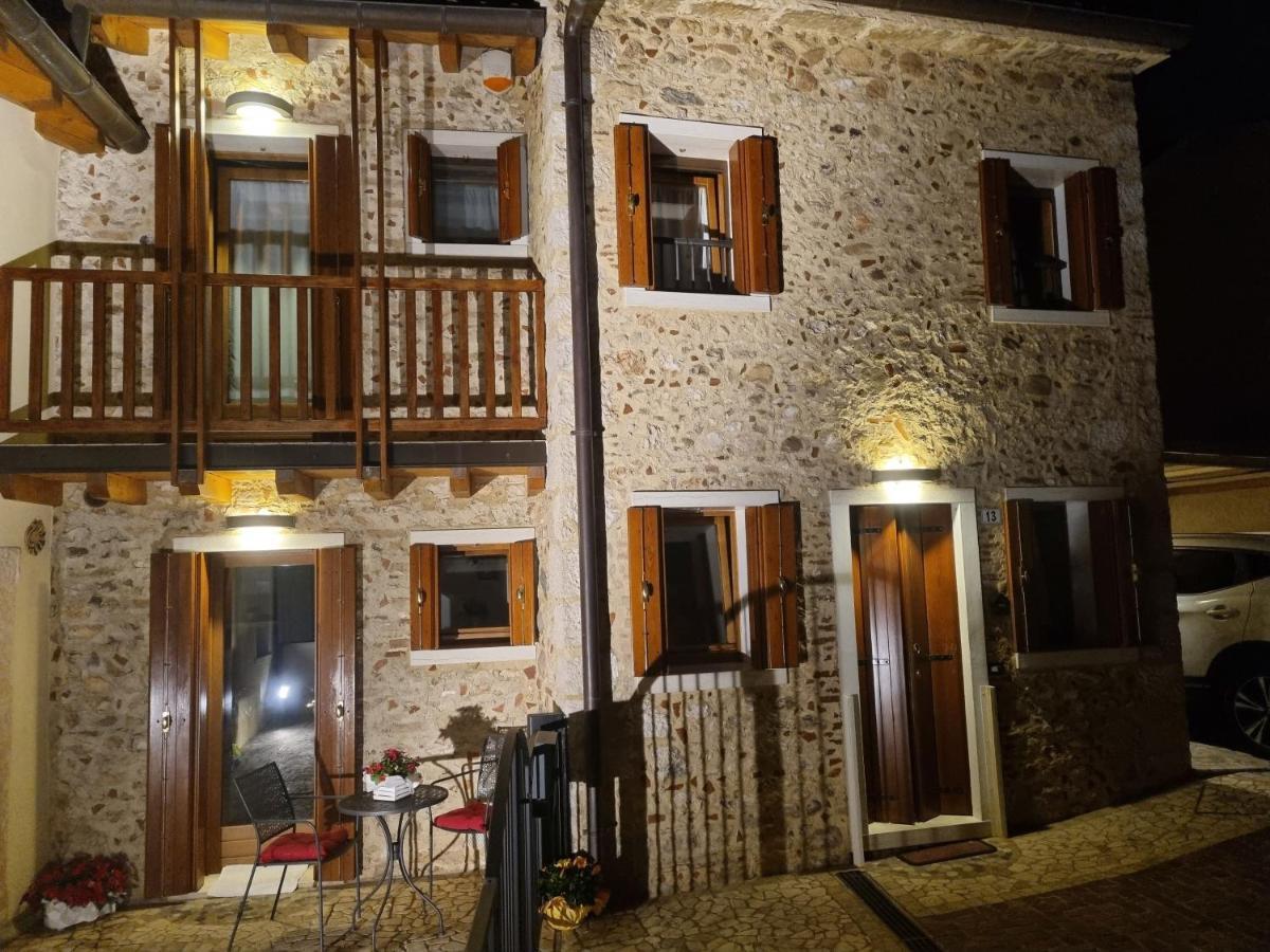 Вілла Giulietta E Romeo Pove del Grappa Екстер'єр фото